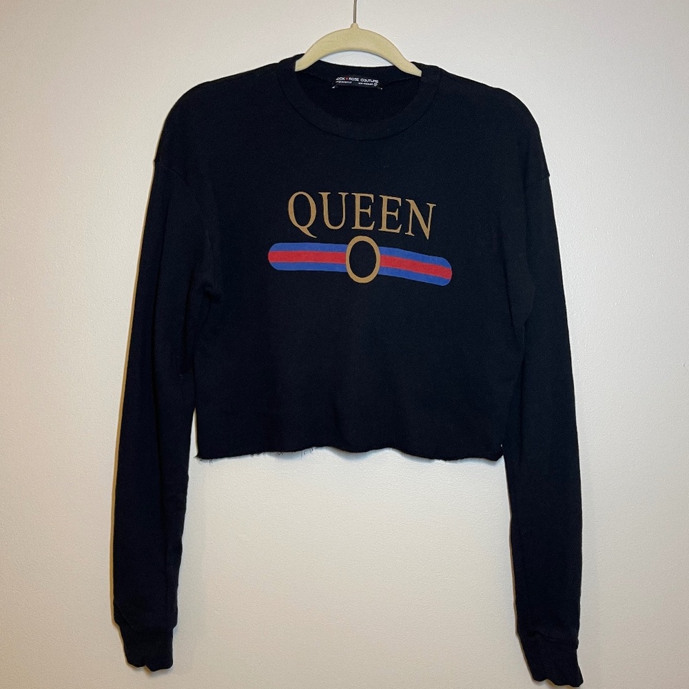 ROCK & ROSE COUTURE Queen Logo Crop Top Black - M